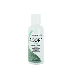 Application facile d'Adore menthe douce sur tous les types de cheveux.