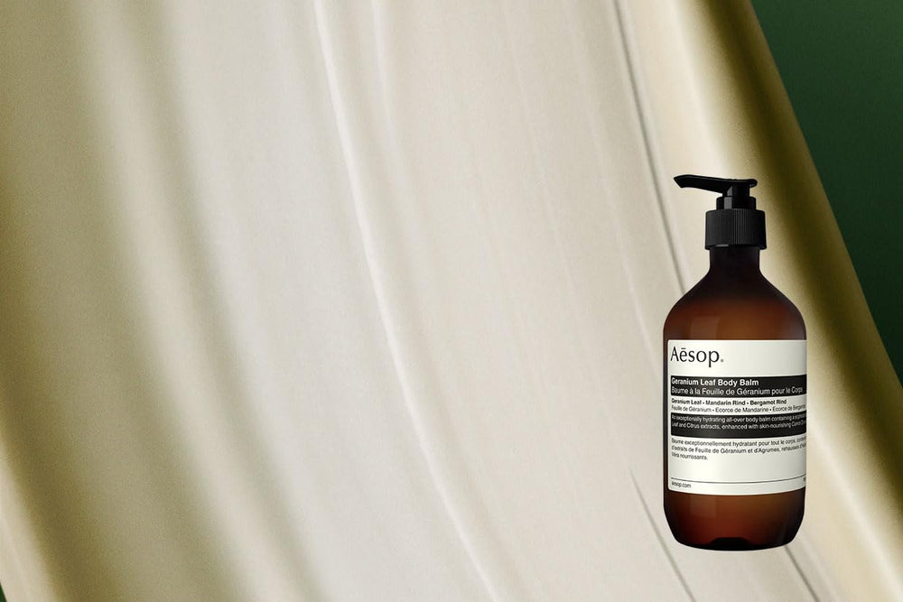 Huile de noix, nutrition profonde pour la peau.