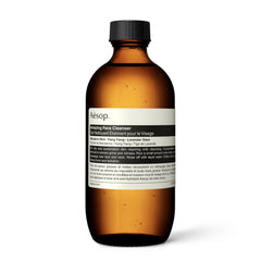 Aesop Amazing Face Cleanser emballage élégant et recyclable.