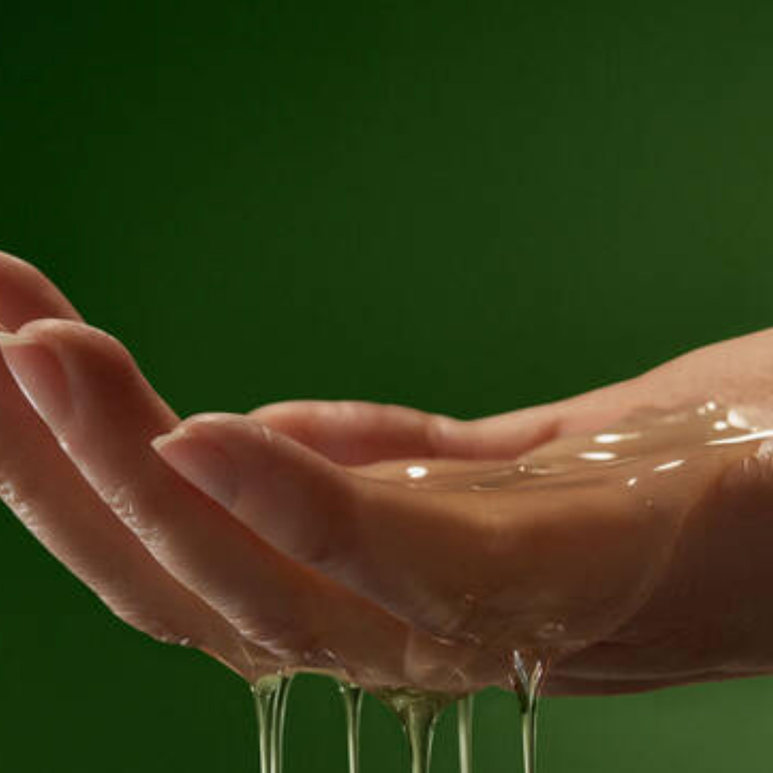 Duo rituel sensoriel Aesop: hydratation et soin du corps au quotidien.