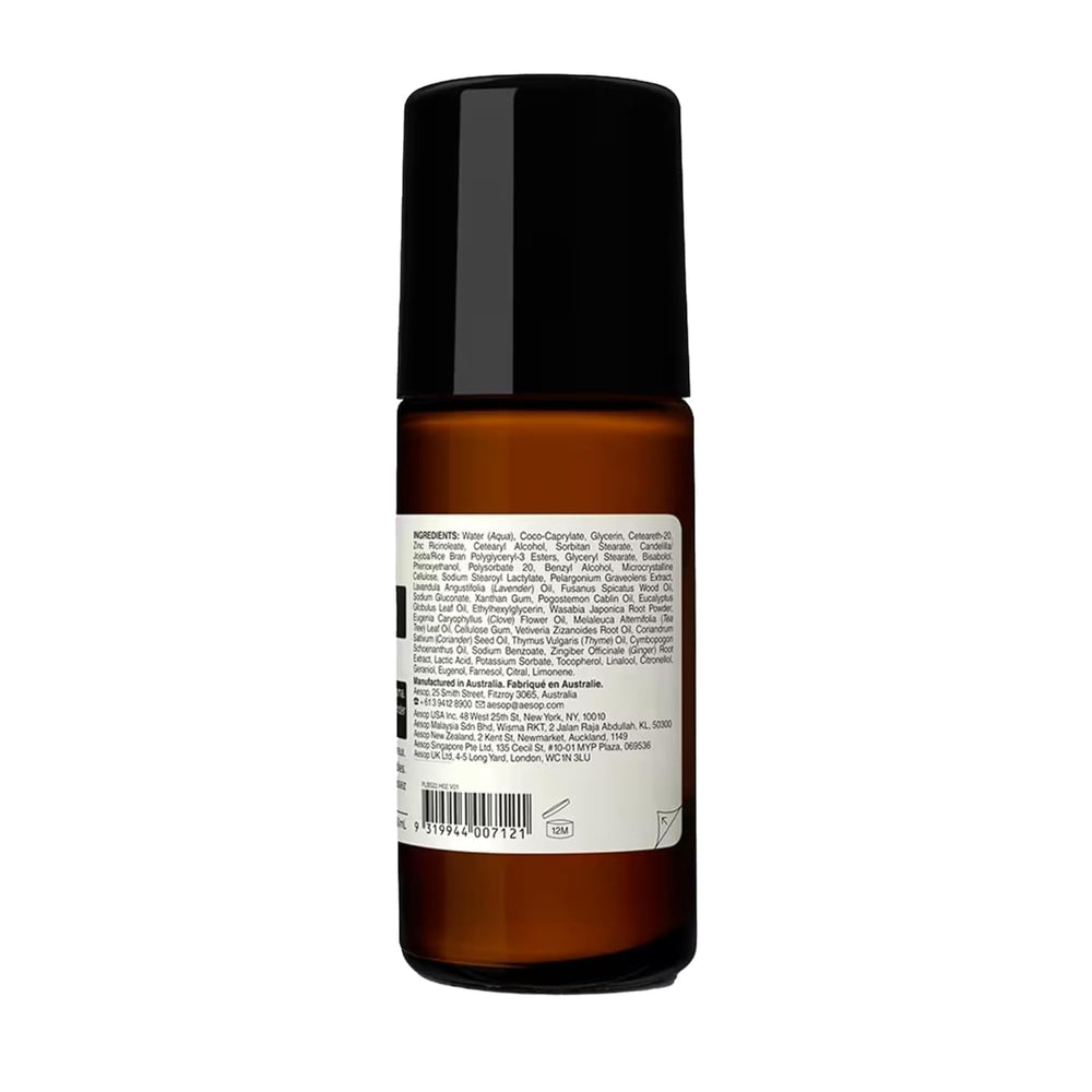 Emballage vegan recyclable du déodorant Aesop, respectueux de l environnement.