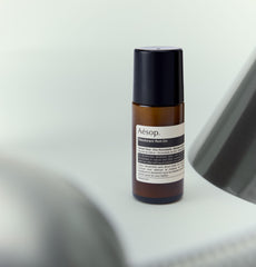 Extrait de wasabi purifiant intégré pour neutraliser naturellement les odeurs.