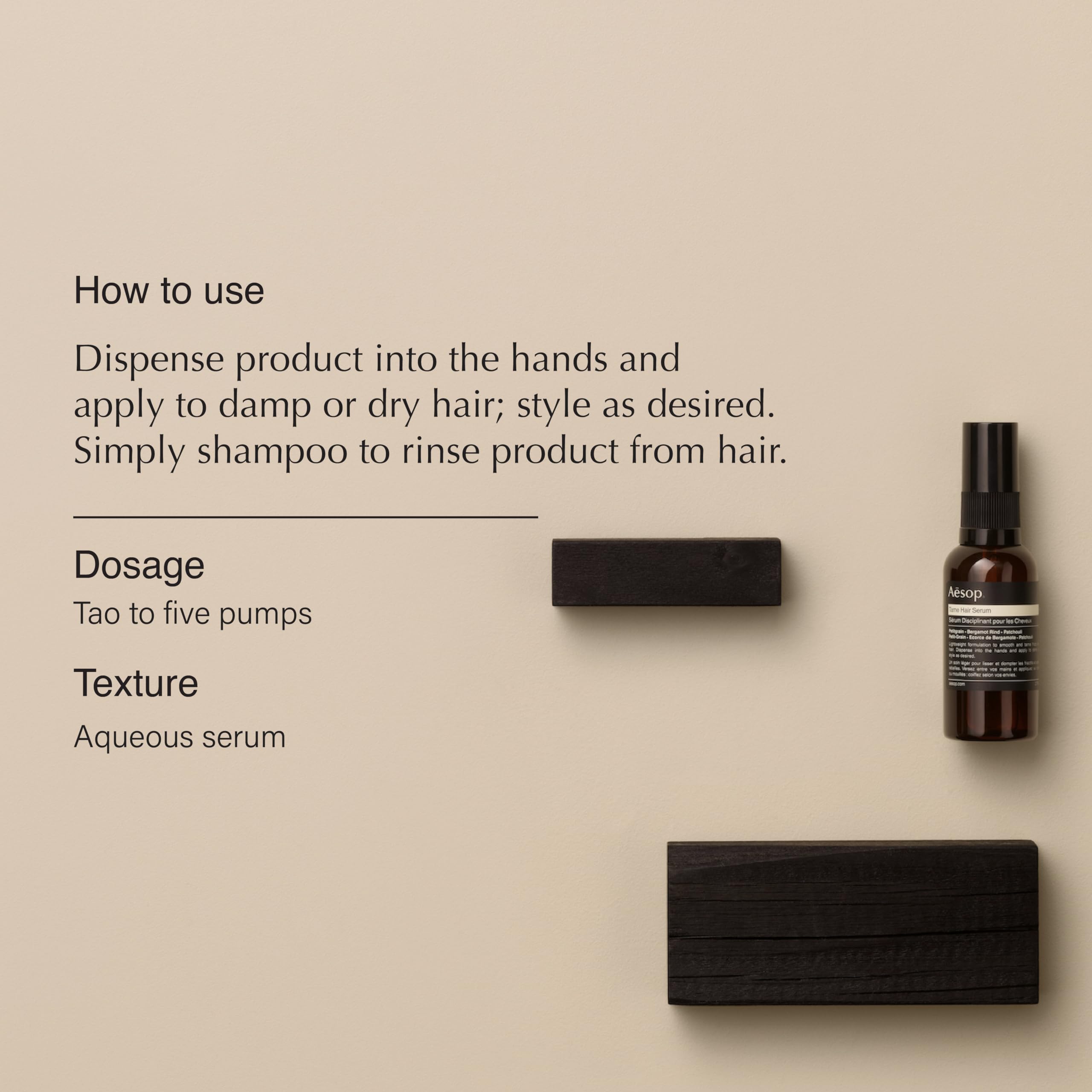 Goutte de Sérum Tame déposée sur cheveux pour un lissage léger