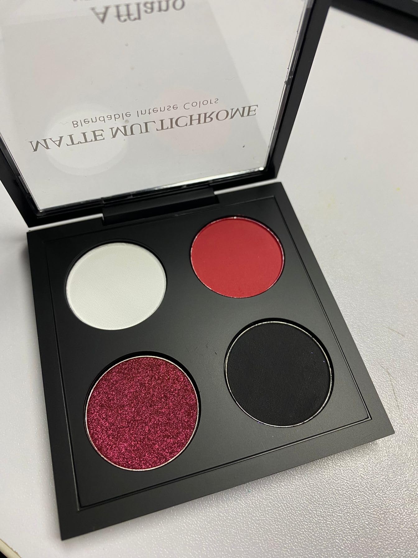 Afflano pigmentation intense: couleur riche et tenue modulable.