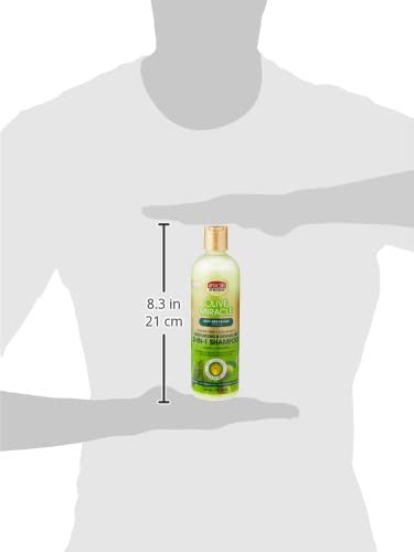 Cheveux brillants et propres après lavage avec African Pride Olive Miracle.