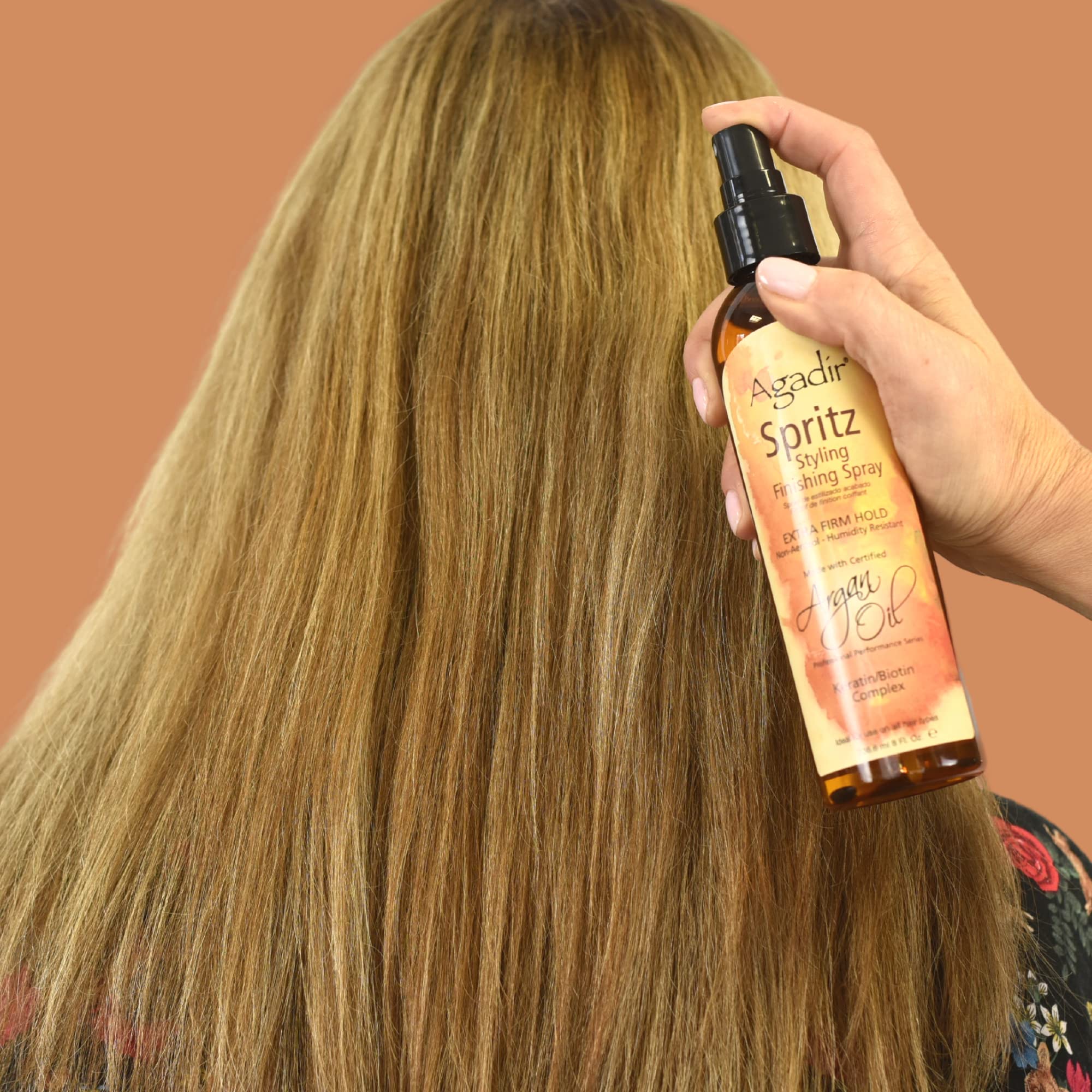 AGADIR Spritz protège contre l'humidité et préserve la couleur.