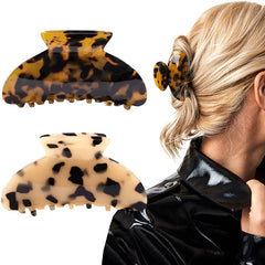 Pinces Aileam banane tortue en celluloïde avec imprimé léopard – look chic et durable.