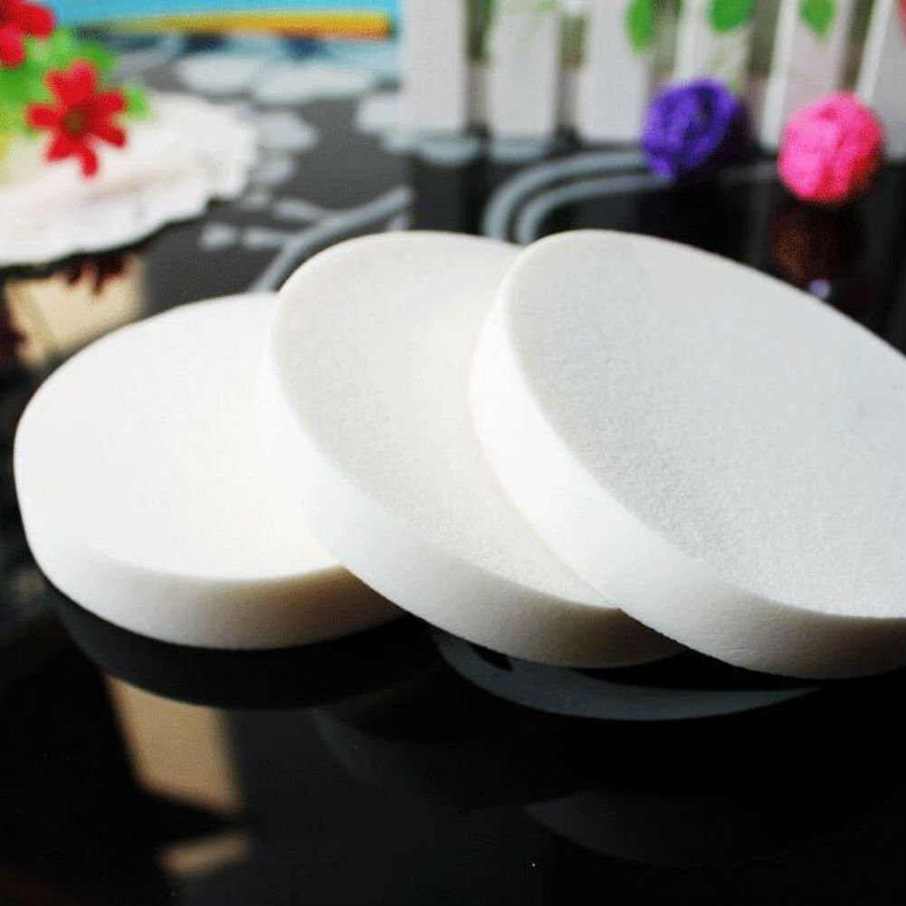AKOAK éponge maquillage ronde blanche parfaite pour un fini leger et naturel.