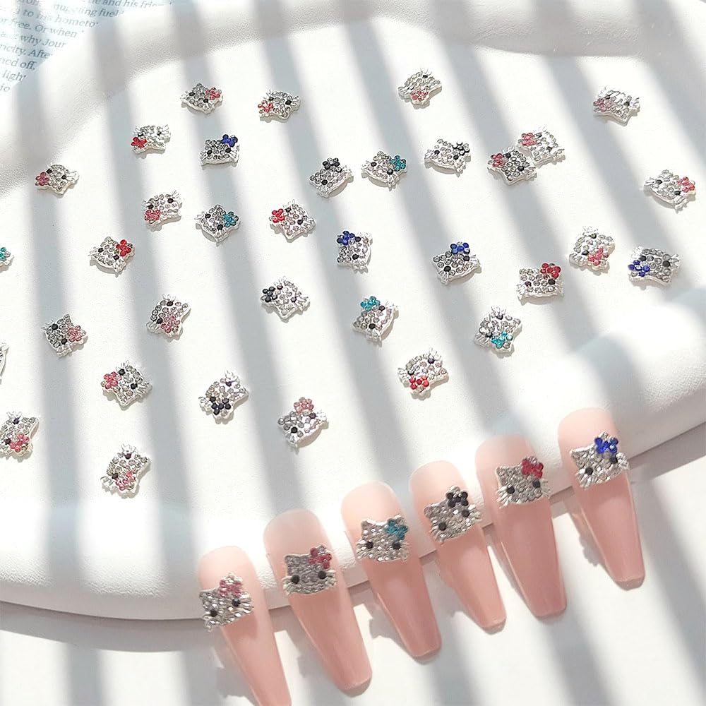 Pendentif kawaii Akutoer, permet des arts d’ongles joyeux et colorés.