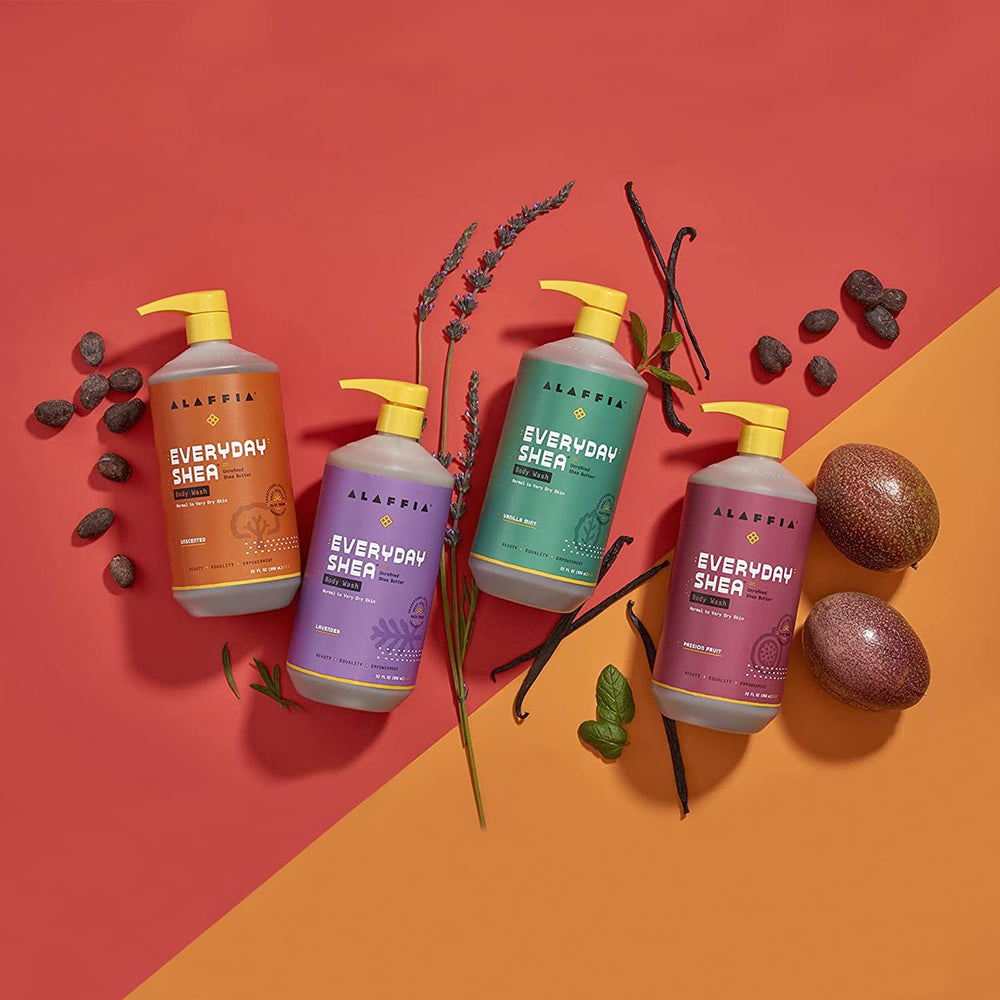 Alaffia EveryDay Shea Shampoo — parfait pour une routine familiale quotidienne et naturelle.