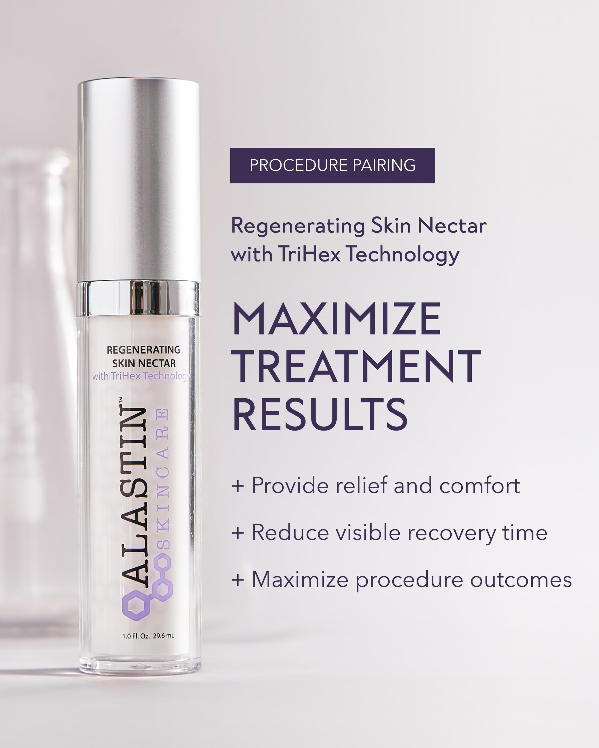 Texture crème légère d'ALASTIN Regenerating Skin Nectar pour absorption rapide.