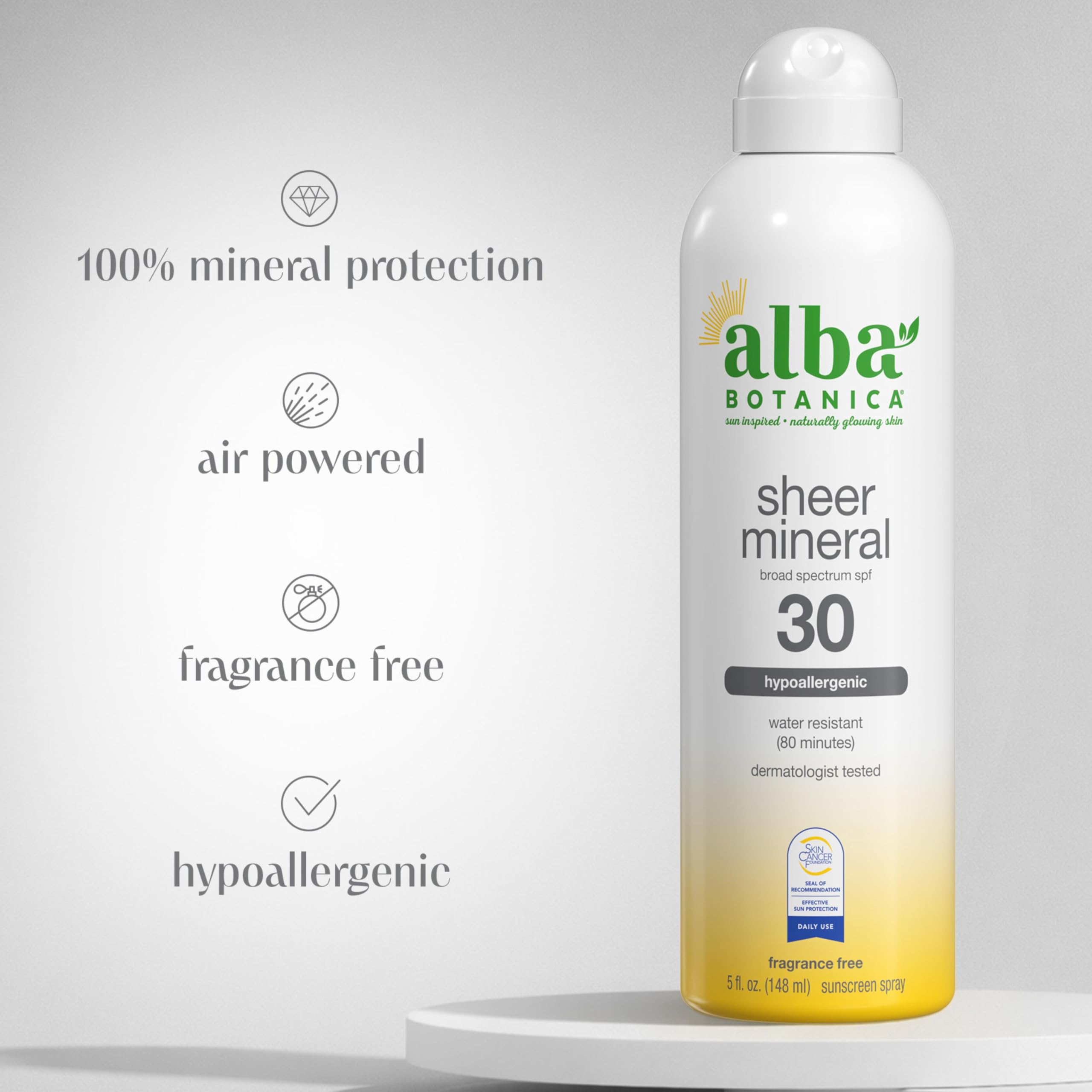 Spray minéral SPF 30 sans parfum d'Alba Botanica pour un usage quotidien