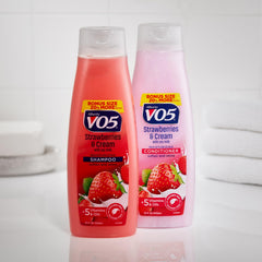 Alberto VO5 Moisture Milks: extrait de fraise pour une fragrance durable.