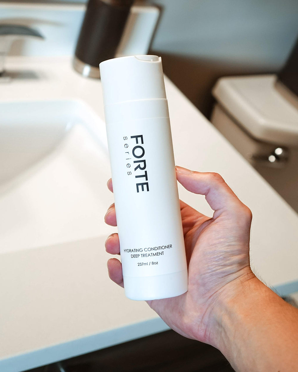 Beurre de cacao et murumuru hydratent et apportent brillance légère
