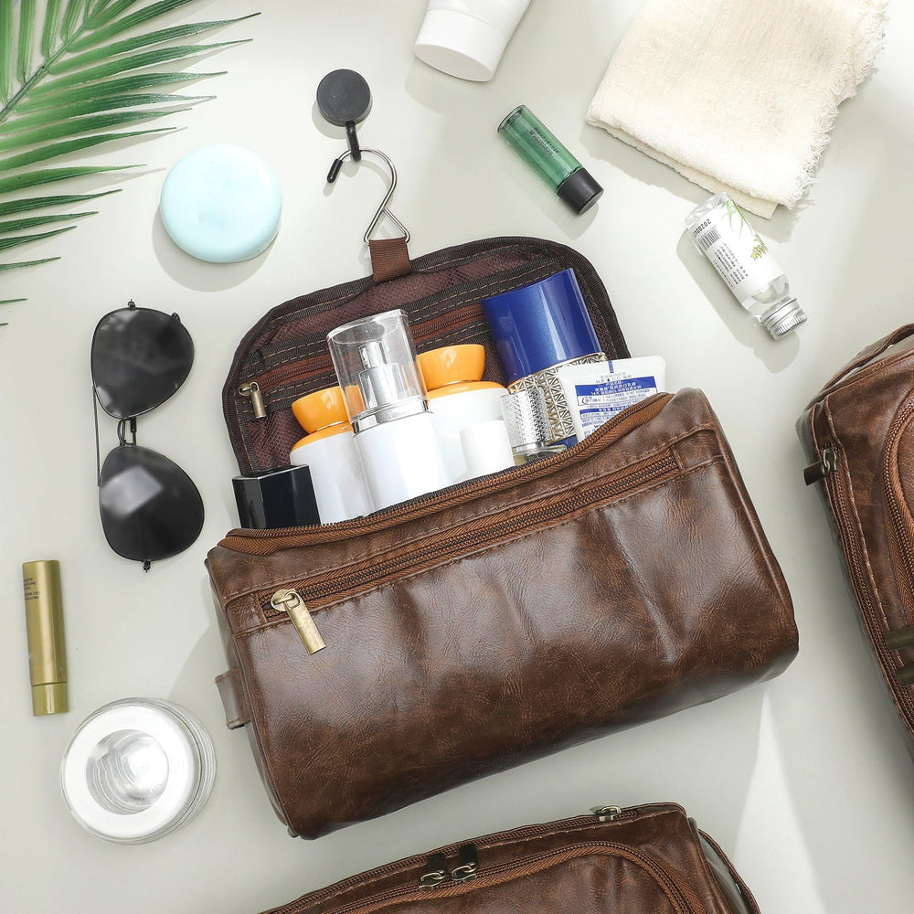 AliceSet Trousse idéale en voyage: légère et facilement accessible.
