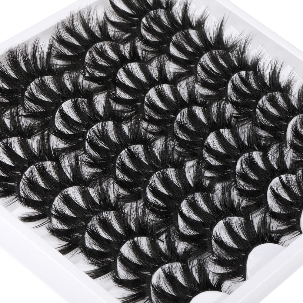 ALICROWN Dramatic Eyelashes — application facile et retrait en douceur.