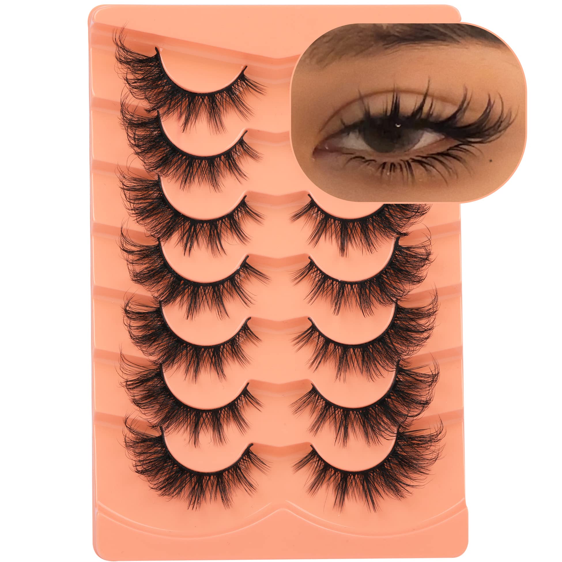 Cils fins et évasés de ALICROWN HAIR en gros plan pour un regard naturel.