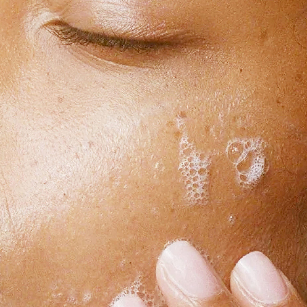 Alpha Skin Care: routine matin avec massage du visage apaisant