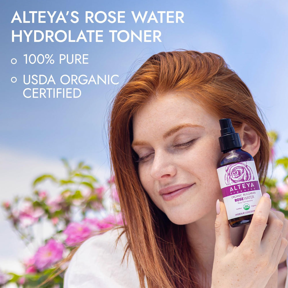 Eau de rose Alteya Organics certifiée bio: hydratation légère et teint lumineux.