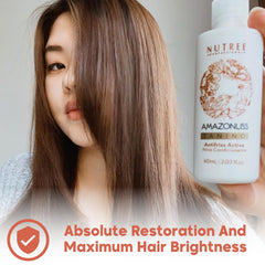 Application Tanino sur cheveux pour lisser et nourrir en profondeur.