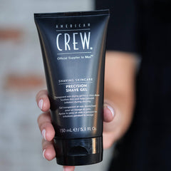 Protection de la peau pendant le rasage grâce au gel AMERICAN CREW.