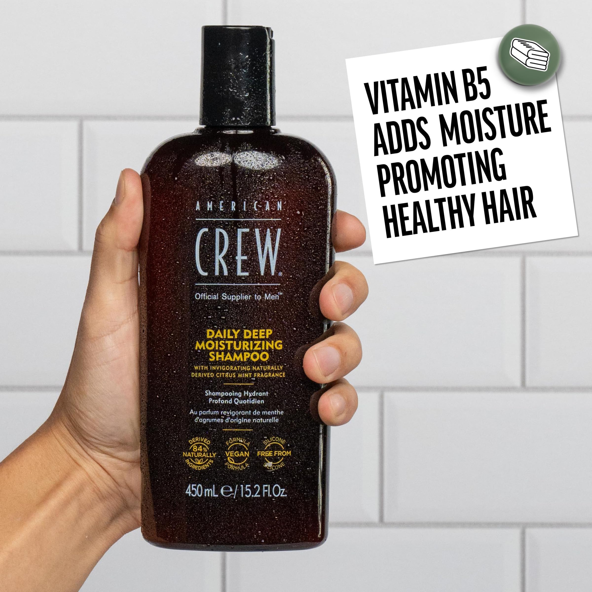 Le Shampoing AMERICAN CREW enrichi de vitamine B5 pour cheveux qui paraissent sains.