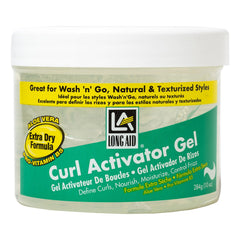 AMPRO Long-Aid Activator Gel définit les boucles avec une brillance durable.
