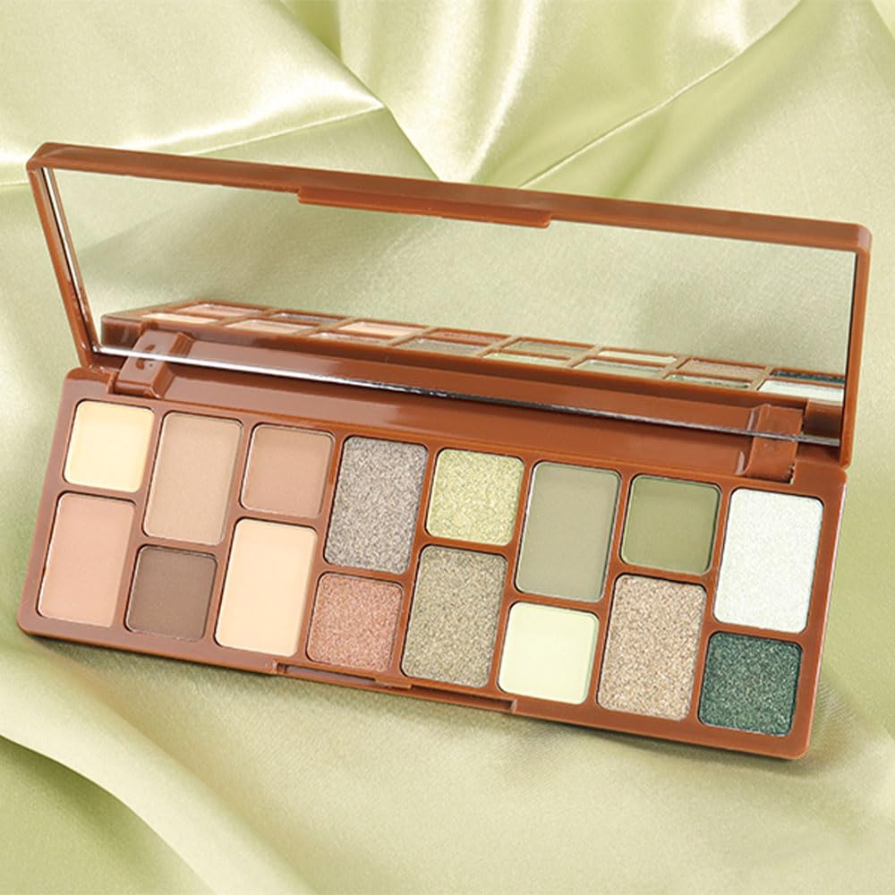 AMY'S DIARY univers de looks nude, adaptable du jour au soir.