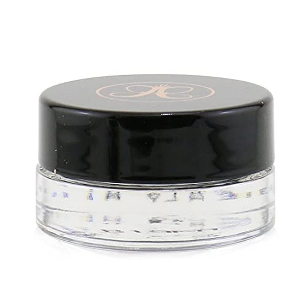 Anastasia Beverly Hills Crème Color jet-noir offre un pigment intense pour un regard profond.