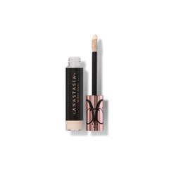 Correcteur Magic Touch d'Anastasia Beverly Hills, Nuance 4, flacon compact et texture fluide.
