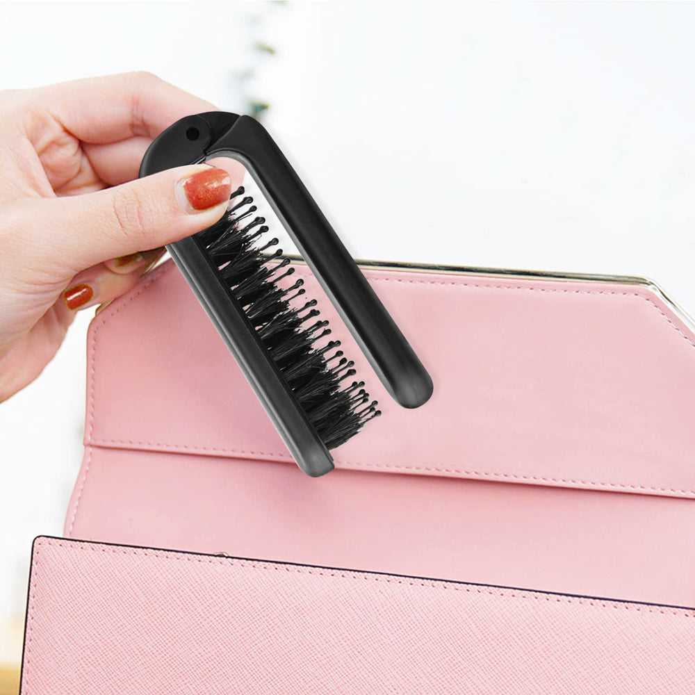 Brosse Ancable nettoyage facile – retire les cheveux sans effort.