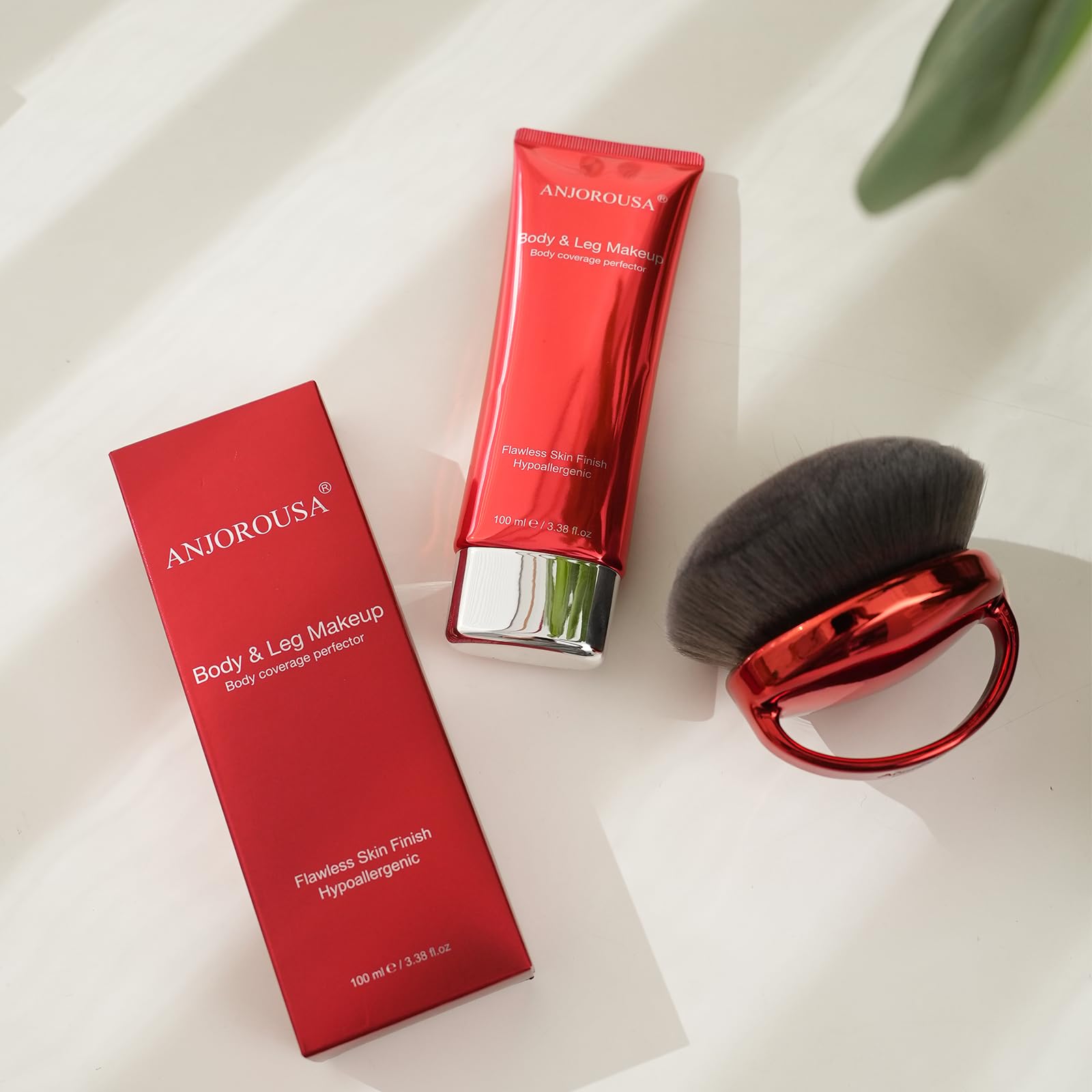 ANJOROUSA Body Coverage Perfector propose plusieurs teintes pour correspondre à votre peau.