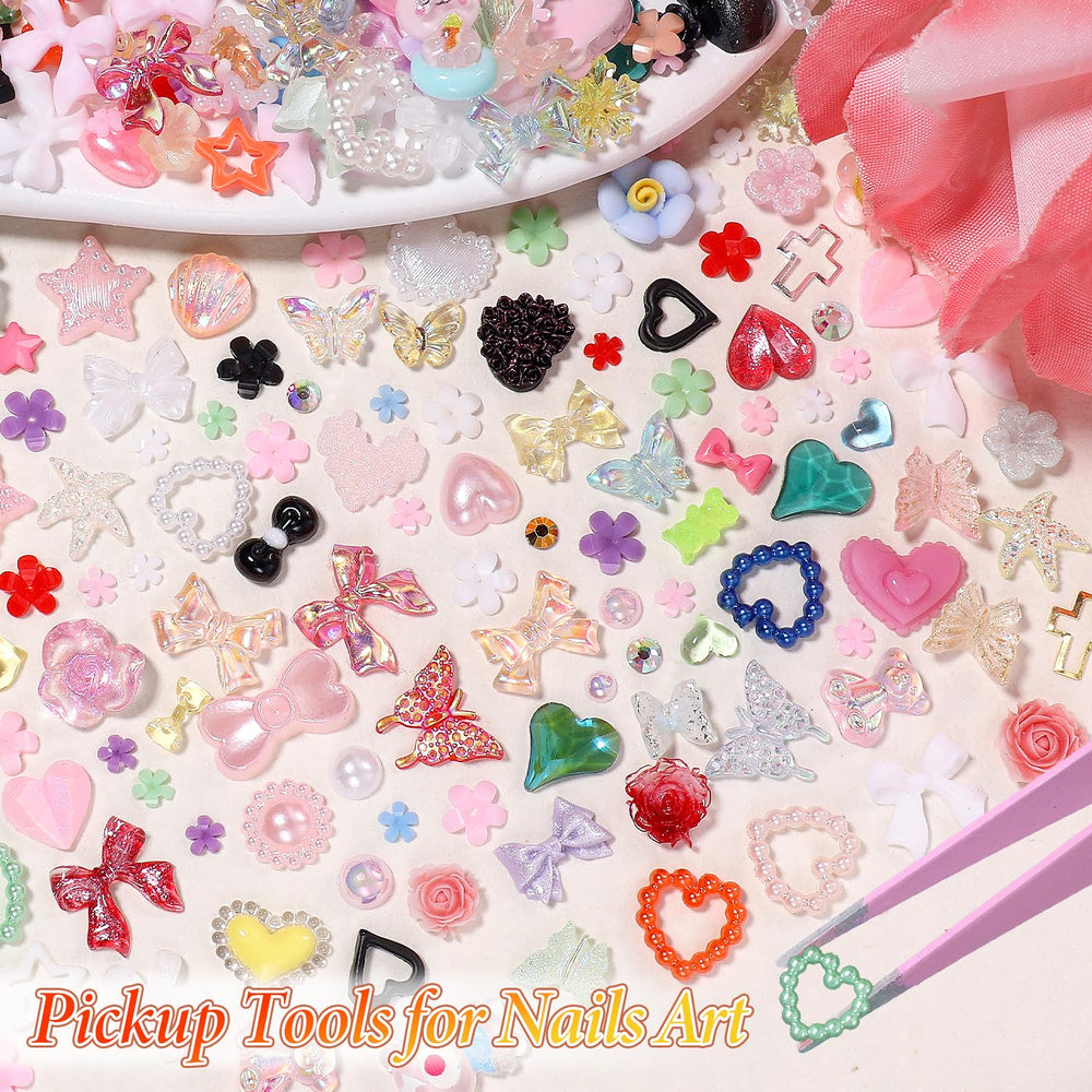 Charm cœur Anower pour une touche romantique sur les ongles.