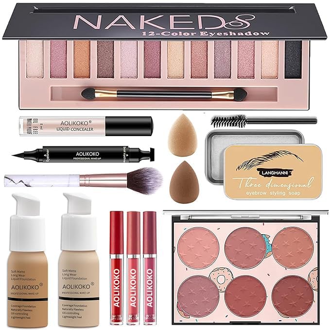 Palette AOLIKOKO de 12 ombres pour un regard polyvalent et expressif.