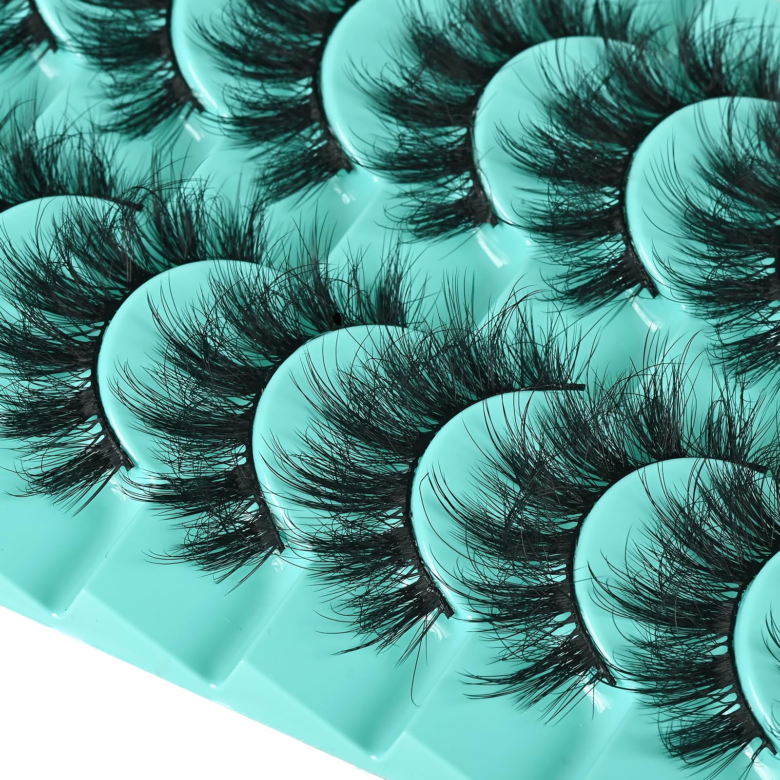 APCYUST usage quotidien avec cils pour un look soigné