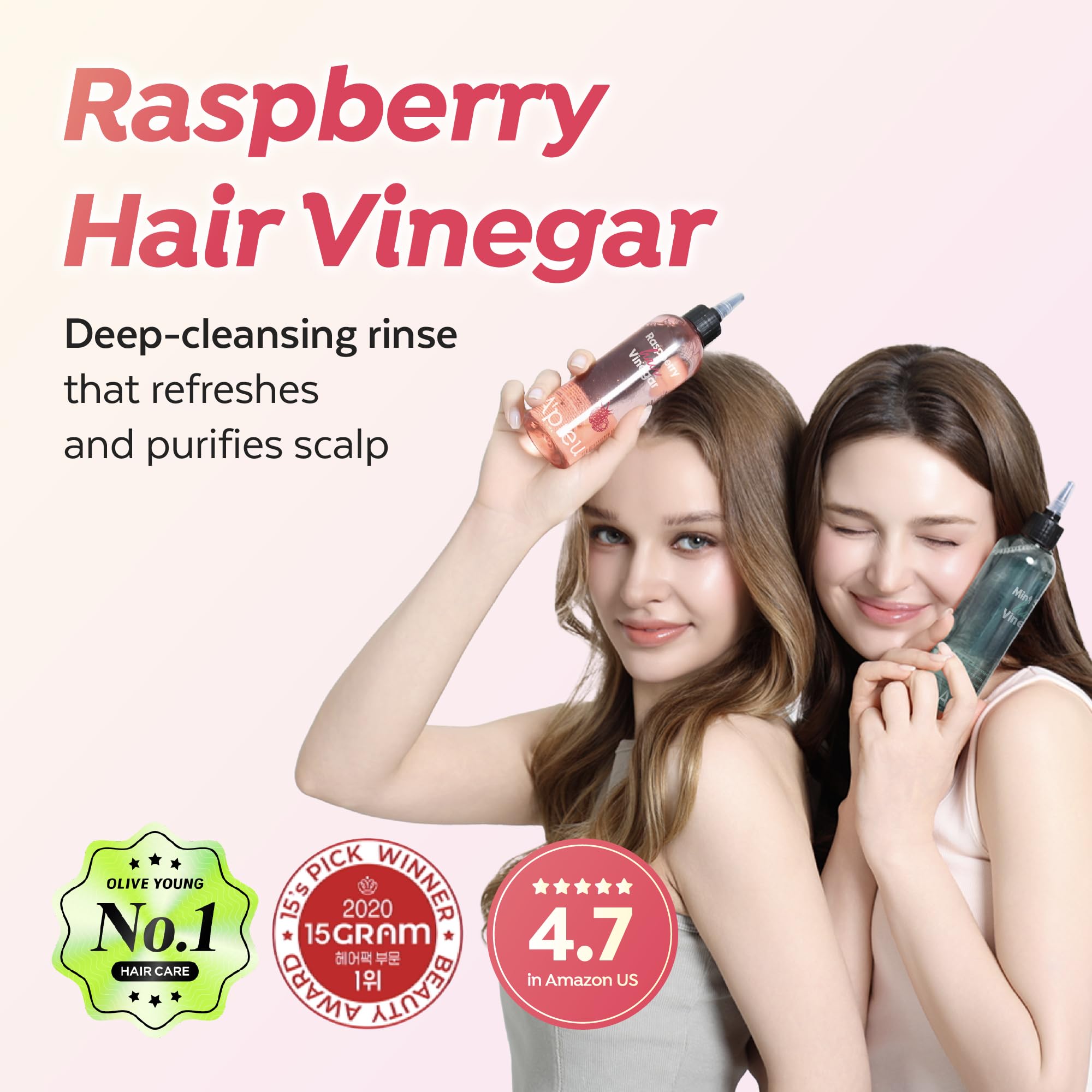 A'PIEU vinaigre framboise, versement dans la main pour application en douceur