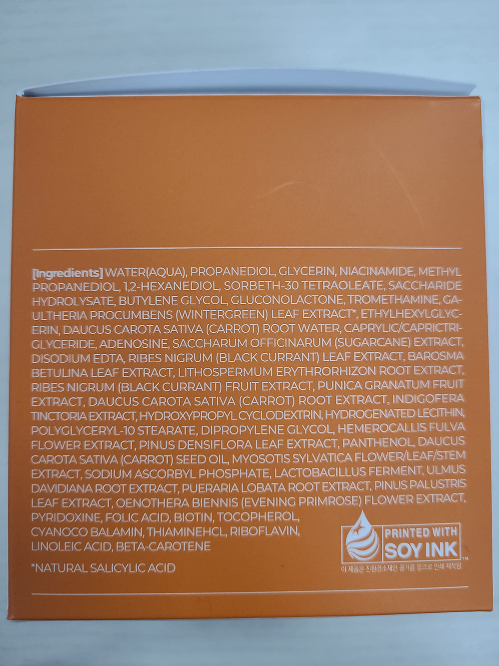 Ingrédients bêta-carotène des APRILSKIN Carrotene Pads.