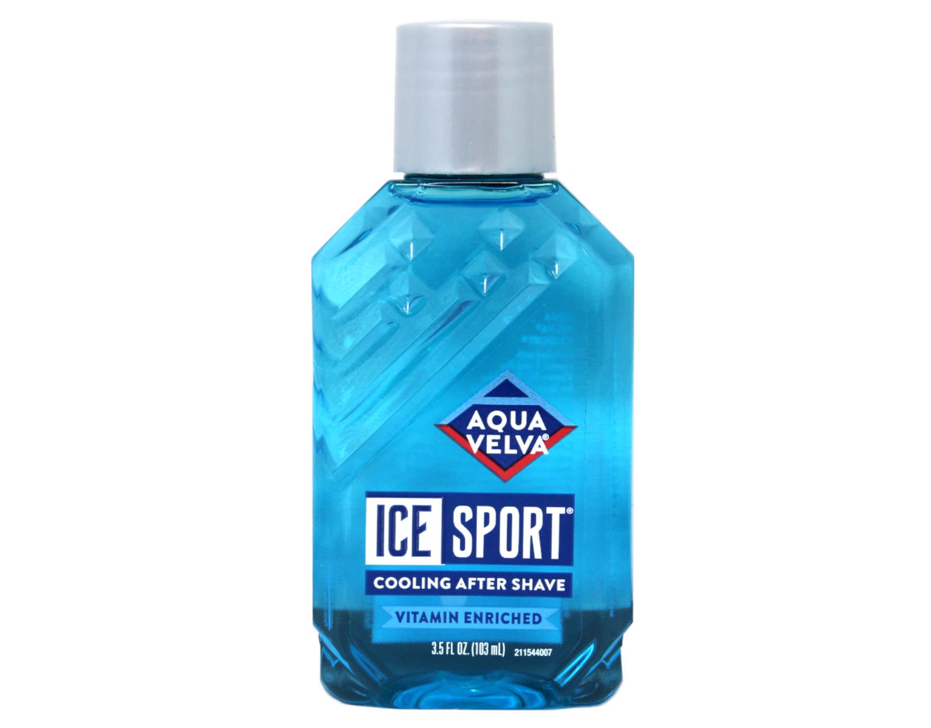 Aqua Velva Ice Sport, application après rasage montrant l’effet apaisant.