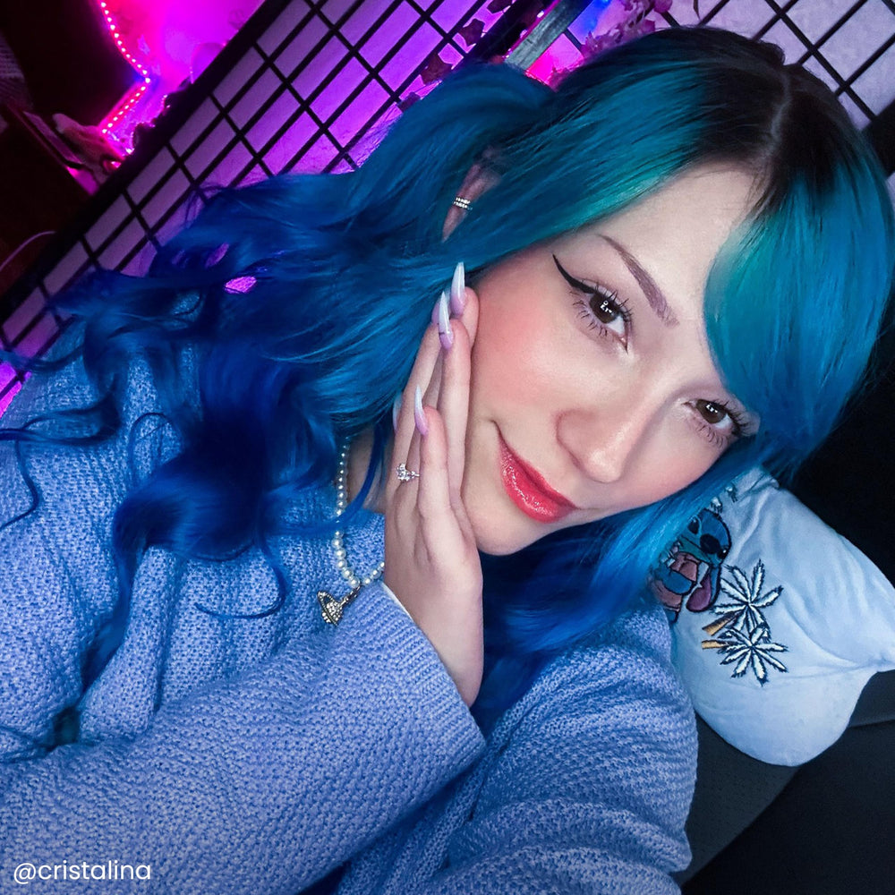 ARCTIC FOX AQUAMARINE – résultat vibrant sur cheveux éclaircis.