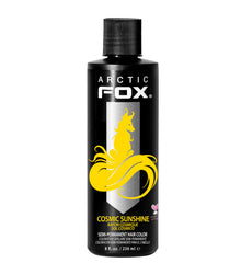 ARCTIC FOX Cosmic Sunshine sur cheveux éclaircis pour une teinte jaune vive et lumineuse.