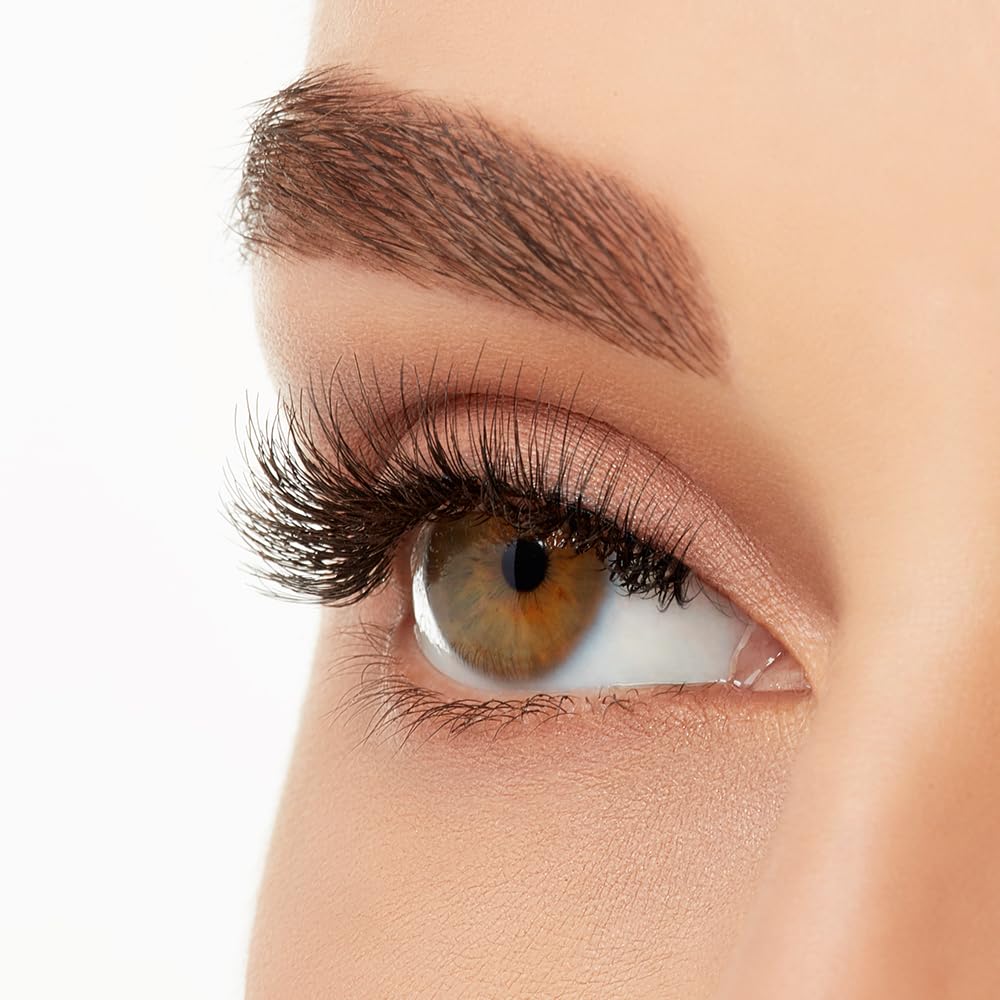 Ardell Naked Lashes 420, ligne sans couture, résultat fluide et homogène.