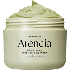 ARENCIA nettoyant visage riz mochi en flacon pompe; nettoyage en douceur qui préserve l'hydratation.