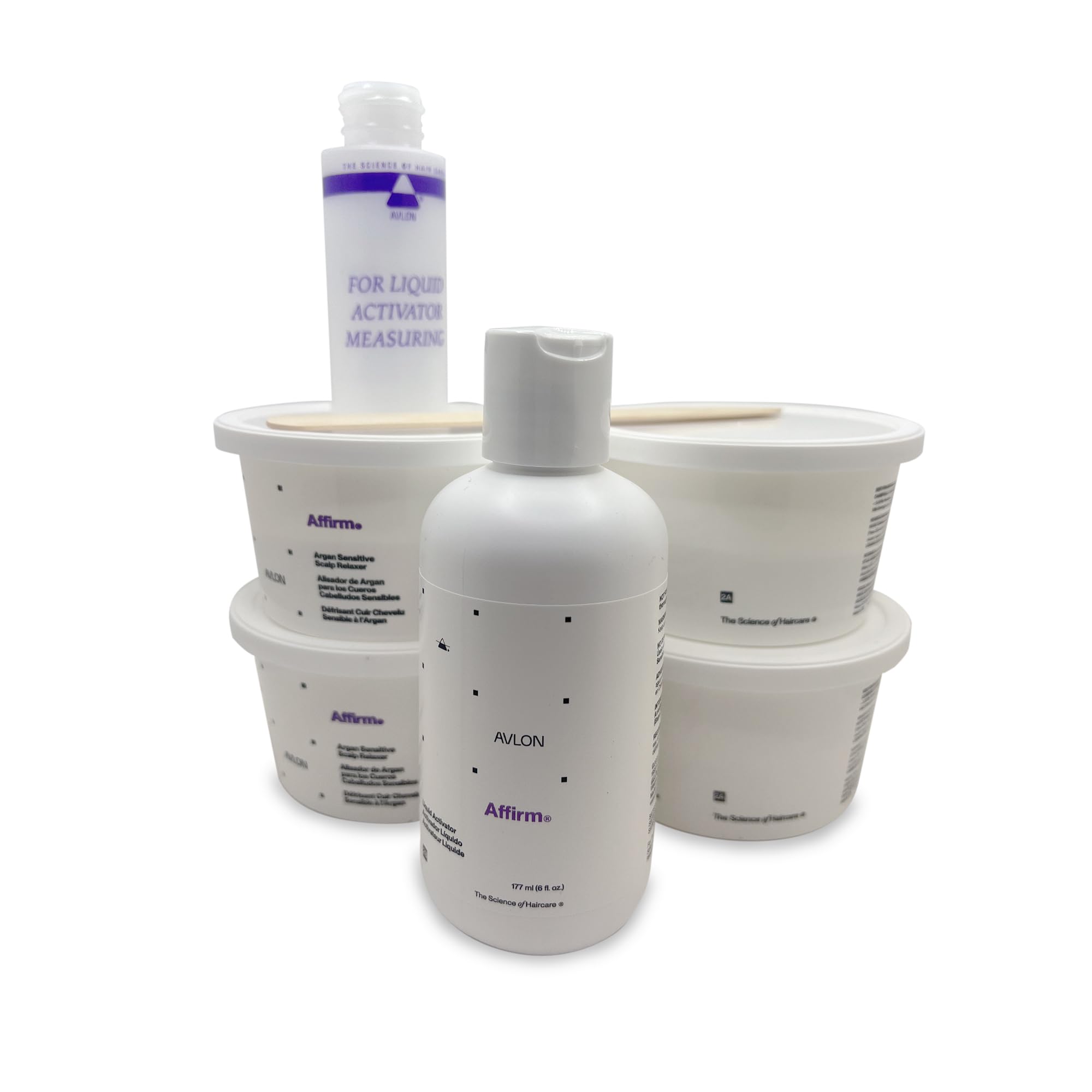 Application facile du kit relaxer argan pour cheveux lisses sans irritation.