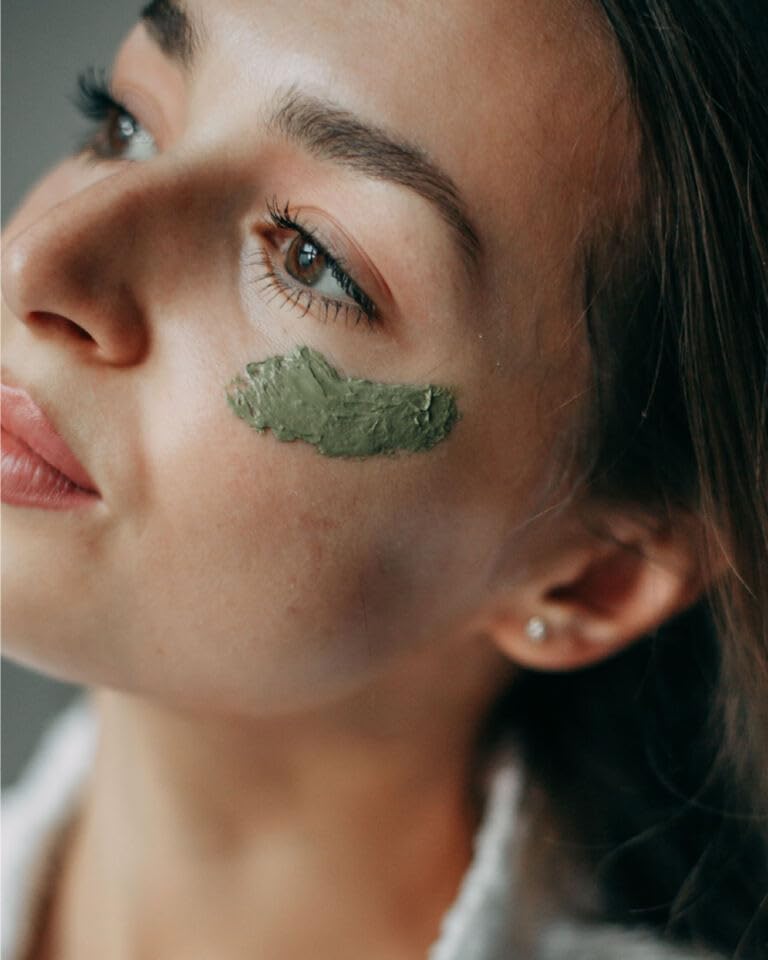 Argiletz argile verte séchée au soleil, production naturelle.