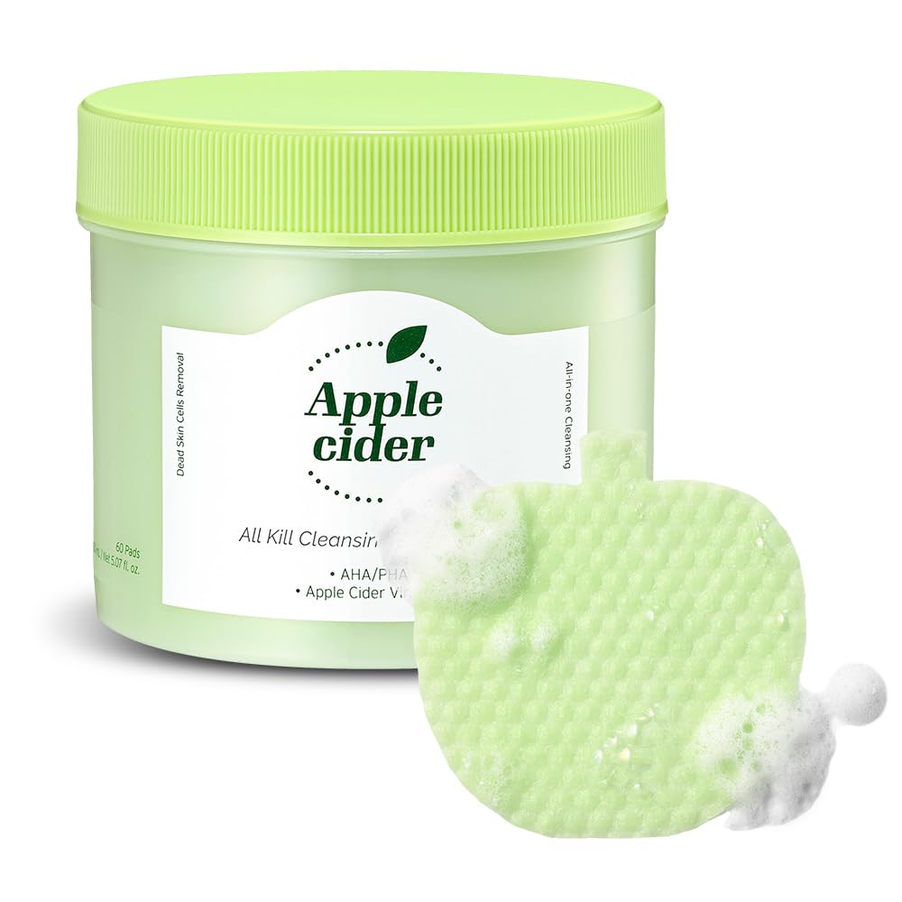 Pads Ariul nettoyant les pores avec une mousse légère à la pomme, démaquillage efficace.