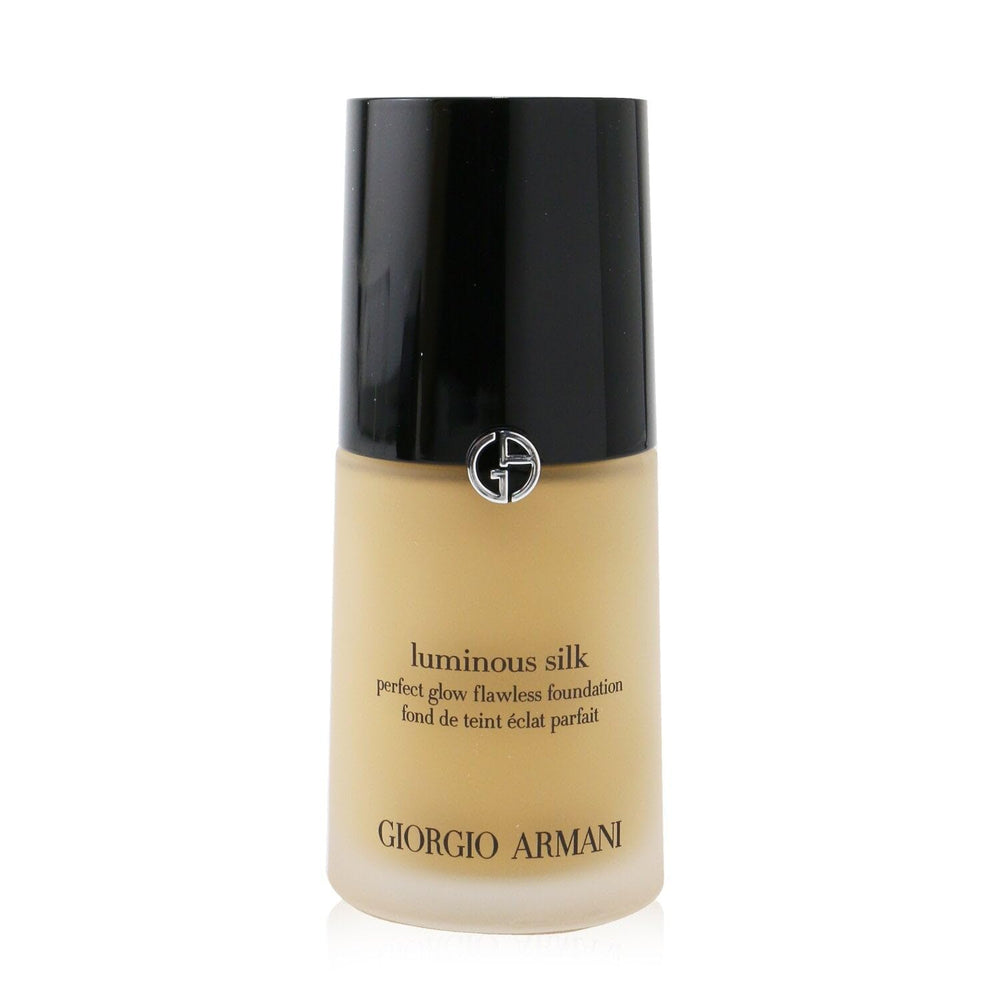 Teinte Golden 5.75 pour une chaleur naturelle adaptée.