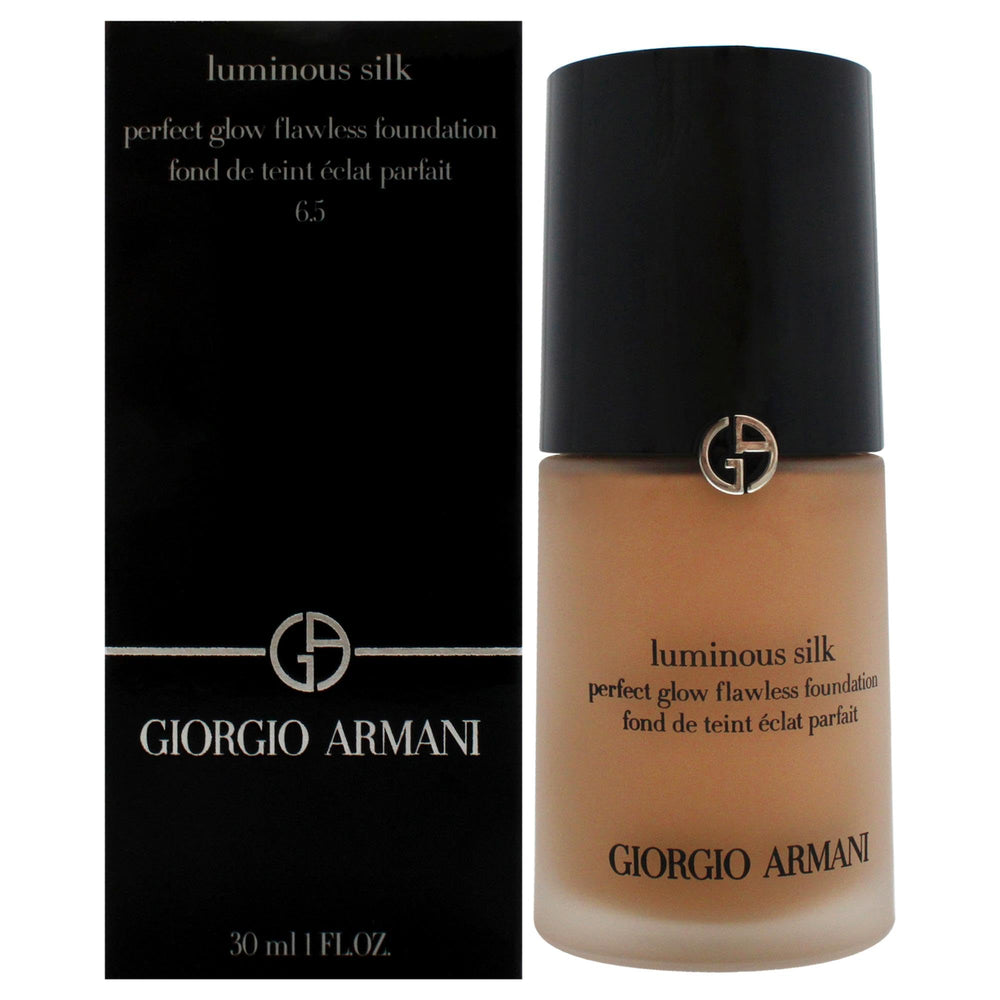 Flacon Armani fond de teint, teint lumineux et fini naturel