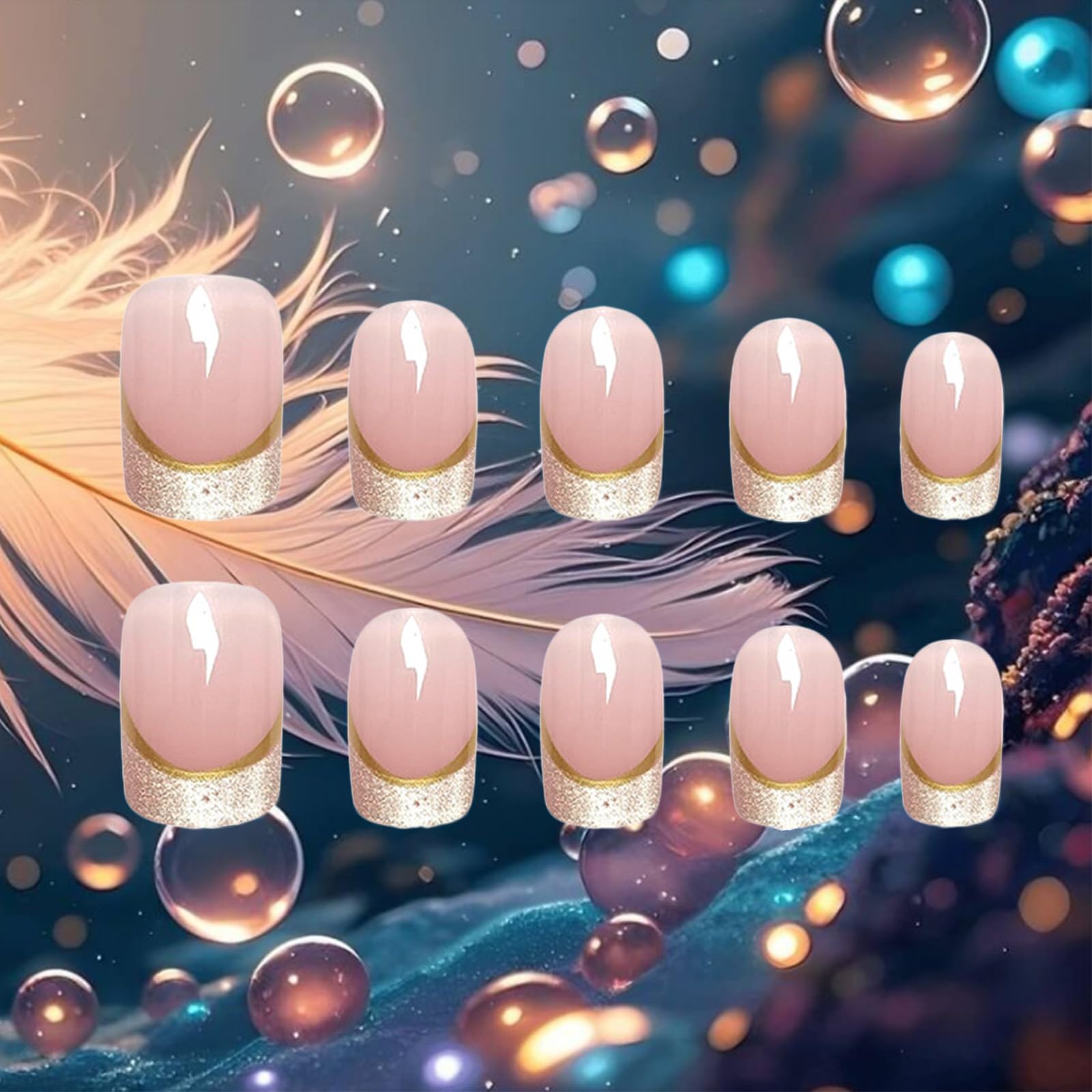 AROVFAM Ongles courts carrés dorés, allure tendance quotidienne.