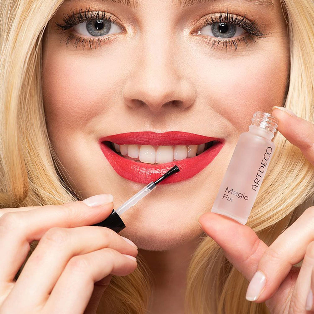 ARTDECO MAGIC FIX: utilisation simple intégrée à la routine beauté