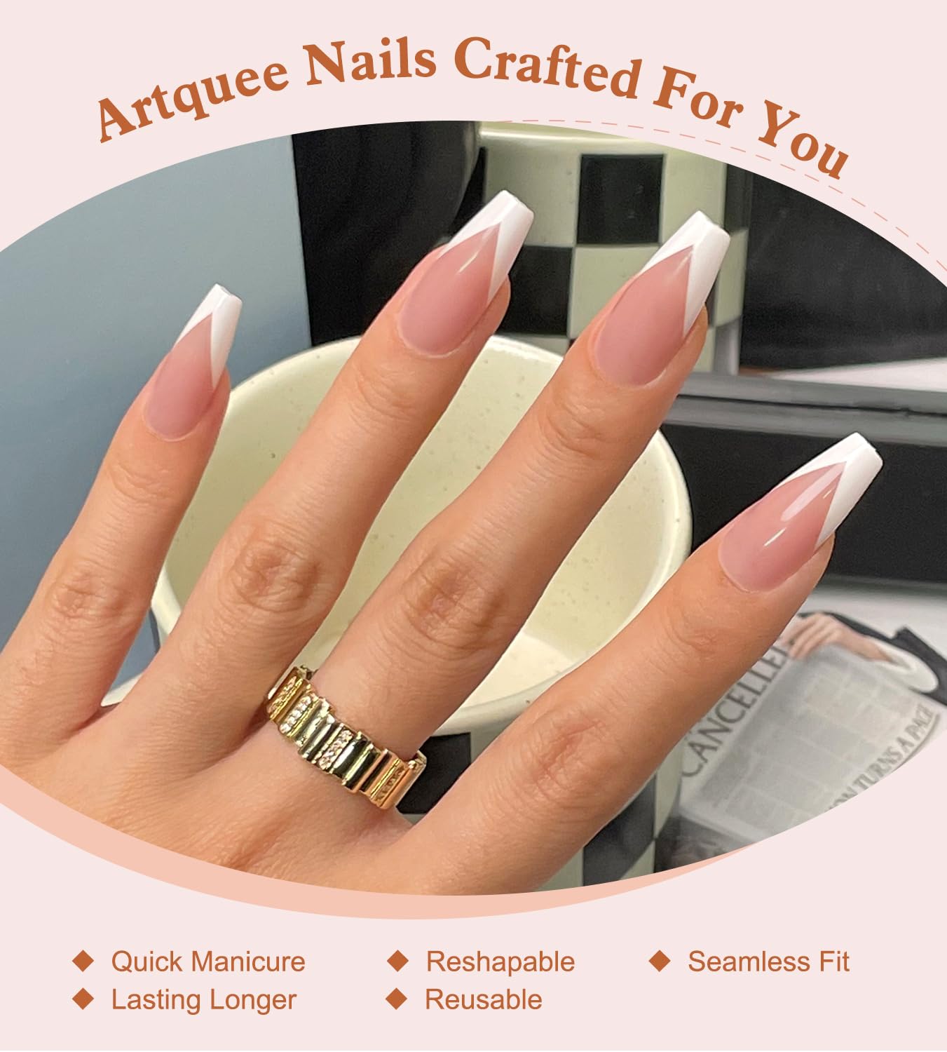 Ongles autocollants Artquee rose et blanc, pose rapide et élégante.